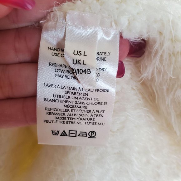 NWT FREE PEOPLE ICING V PULLOVER  SWEATER  L - Picture 5 of 9